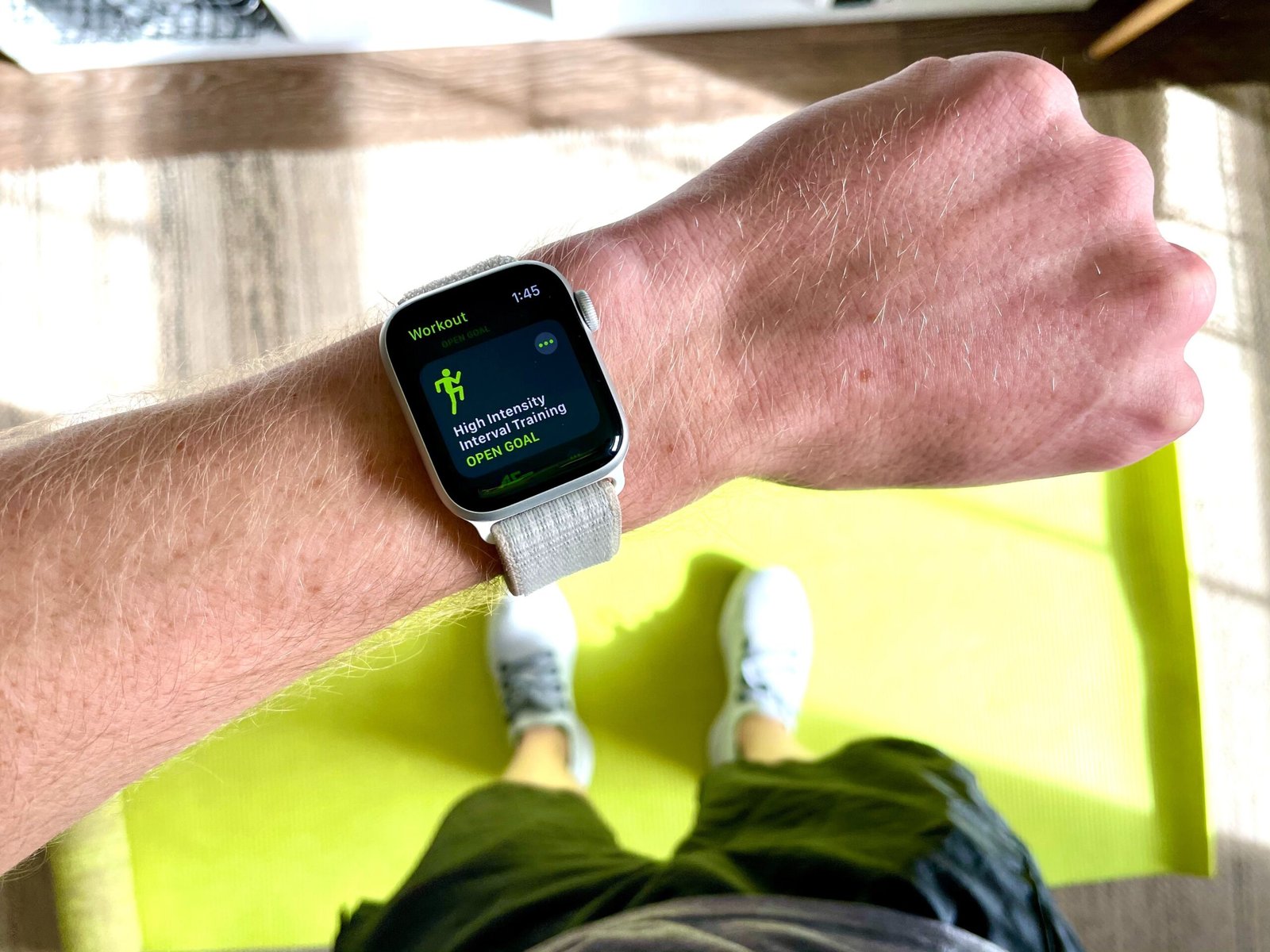 4 Reasons to Wear a Fitness Tracker or Smart Watch